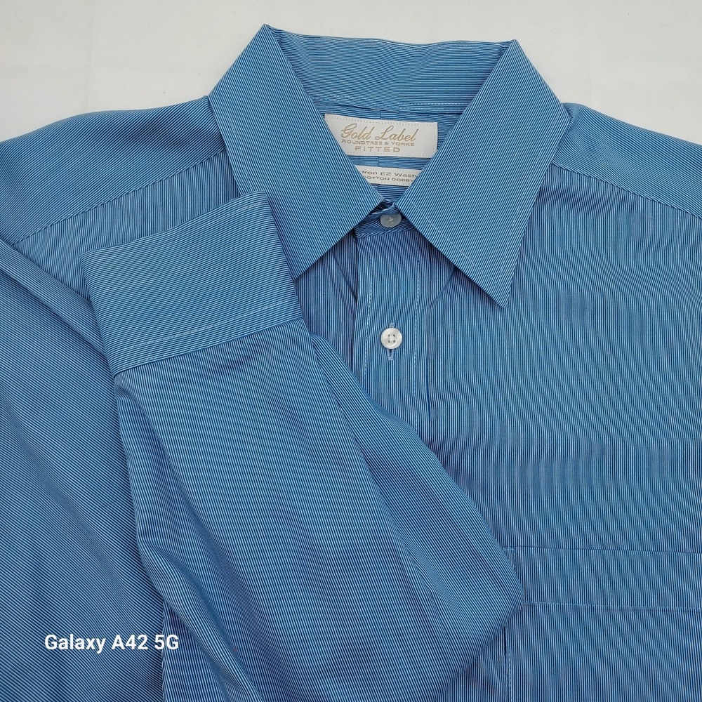 Roundtree & Yorke Gold Label Fitted Dress Shirt Blue Stripe 15 33 NonIron Cotton